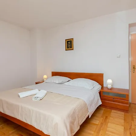 Apartman Ivanka *